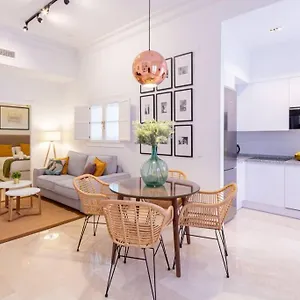 Mumu Luxury Lirio Sevilla